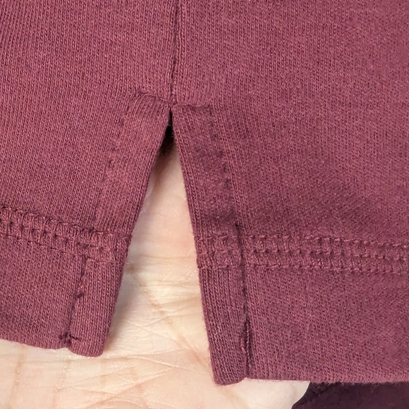 Quacker Factory 1X Rhinestone Studded Grommets Burgundy - Picture 5 of 11